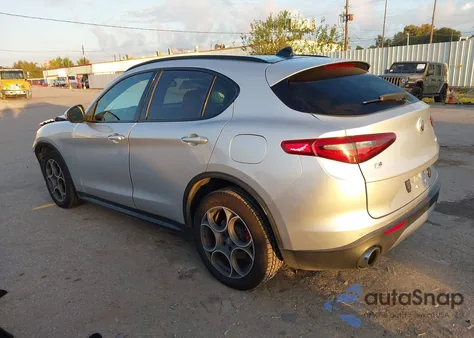 2018 Alfa Romeo Stelvio Ti Sport Awd из США, поврежденный, VIN ZASFAKNN4J7B90019
